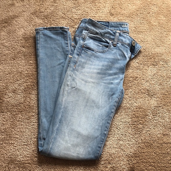 American Eagle Jeans - Picture 3 of 3